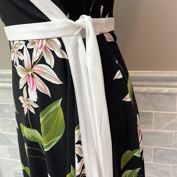 ⭐️⭐️⭐️Tommy Hilfiger dress - Picture 3 of 7